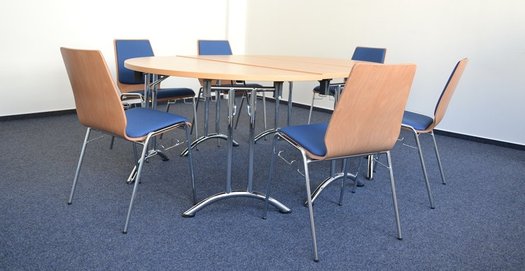 Ein Foto vom Konferenzraum in der Schloßstraße